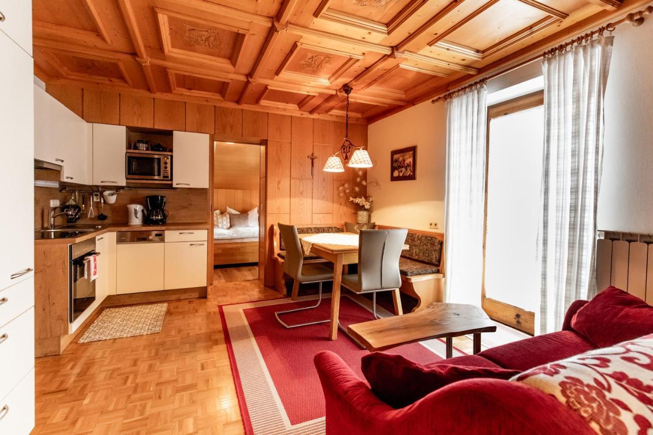 Holiday Im Gaestehaus Warter In Altenmarkt アルテンマルクト・イム・ポンガウ エクステリア 写真