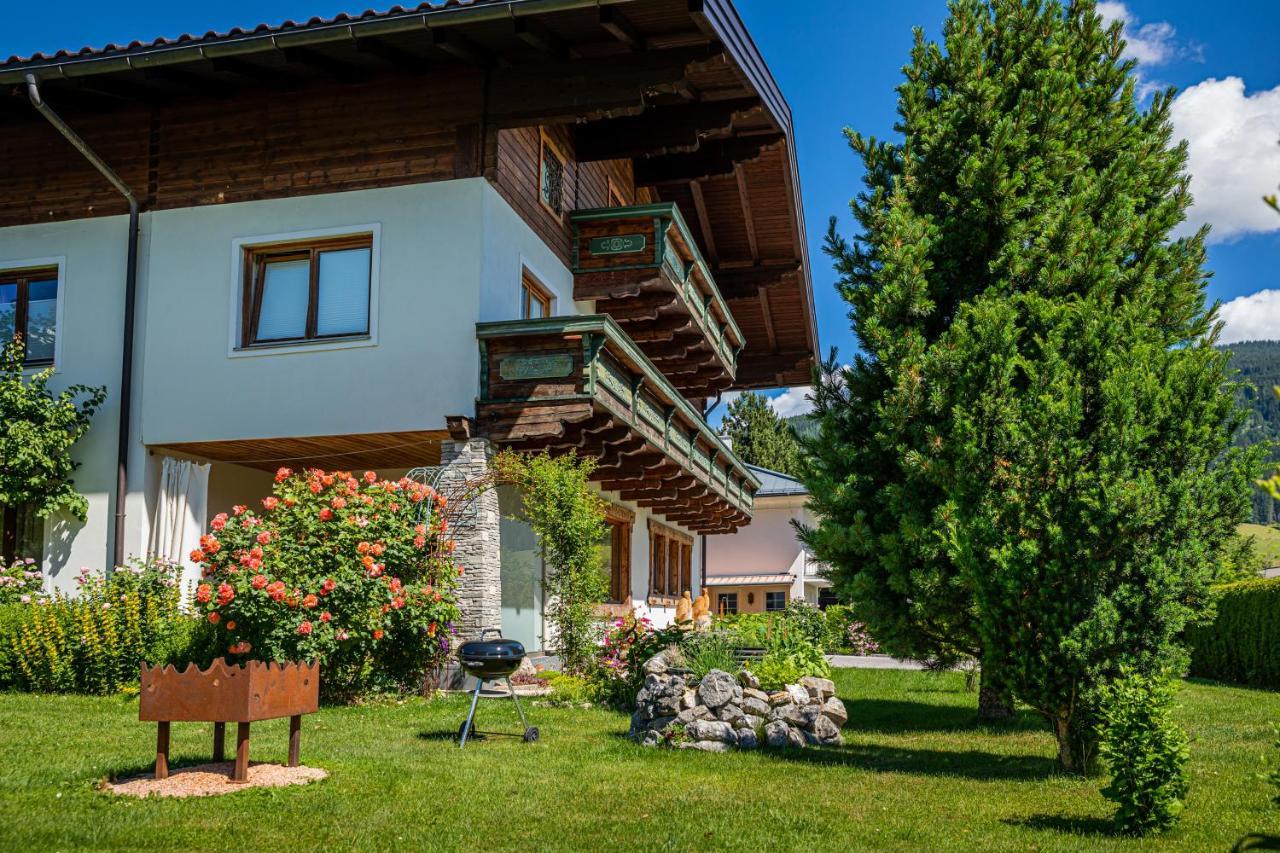 Holiday Im Gaestehaus Warter In Altenmarkt アルテンマルクト・イム・ポンガウ エクステリア 写真